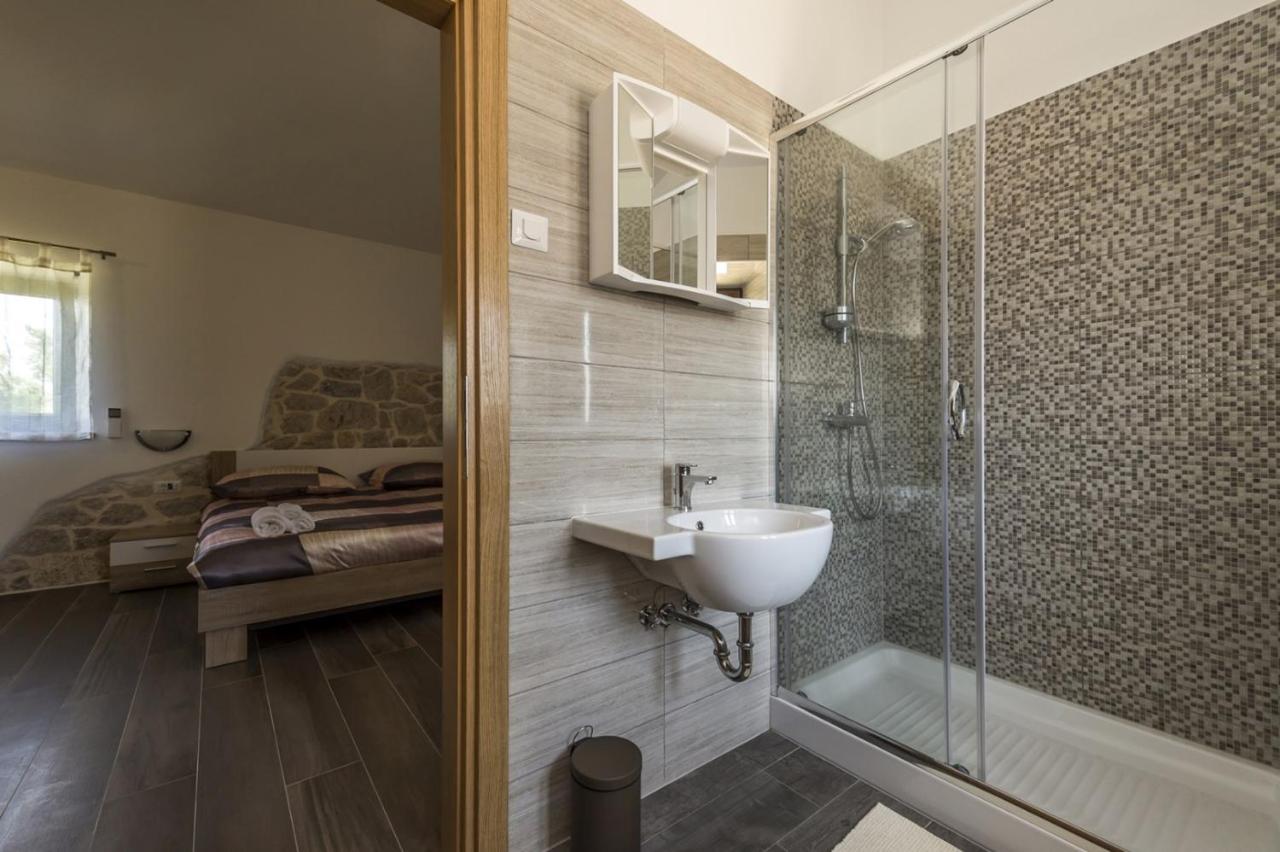 Spacious Four-Bedroom Villa Marija Klostar Екстериор снимка